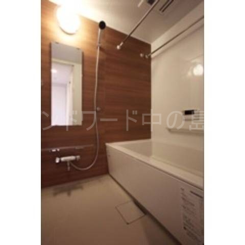 バス・シャワールーム　詳細は、ウィンドワード中の島店までご相談下さい。