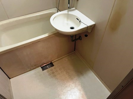 バス・シャワールーム