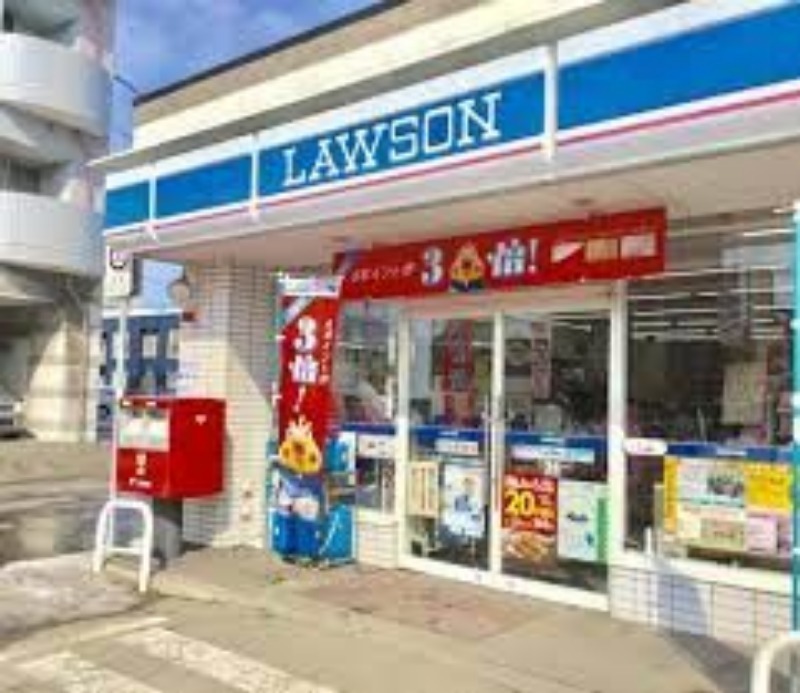 コンビニ　ローソン札幌二十四軒4条北店（コンビニ）まで180m