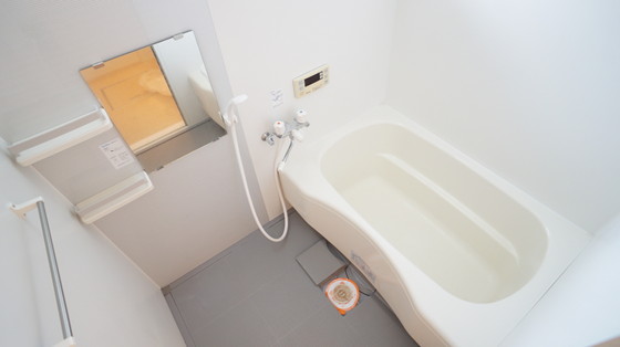 バス・シャワールーム　バス