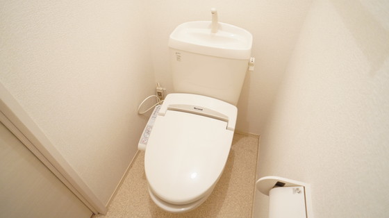 トイレ　シャワー付きトイレ