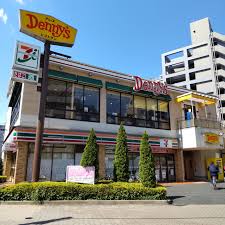 飲食店　デニーズ大森北店（飲食店）まで118m