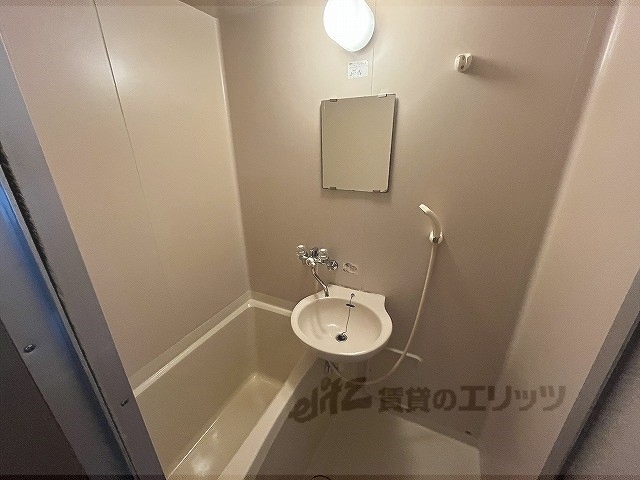 バス・シャワールーム　ユニットバス