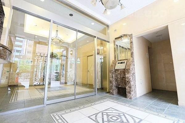 エントランス　★見学予約受付中★