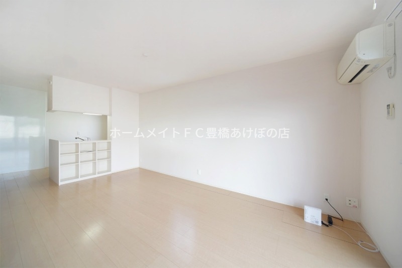 居室・リビング　同型別部屋写真