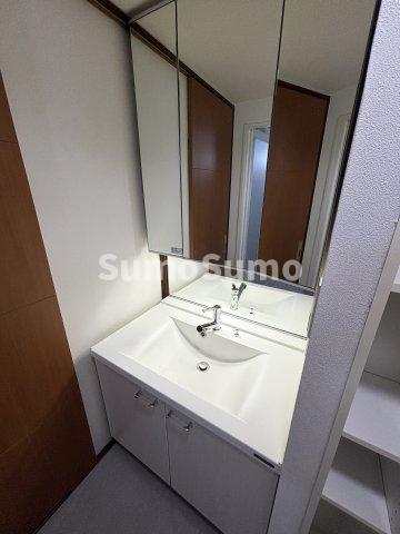 洗面設備　忙しい朝には欠かせない洗面所です