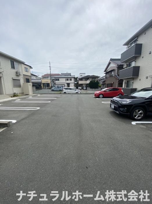 駐車場　駐車場(2)