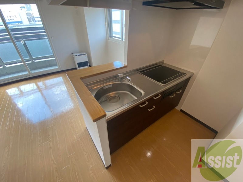 キッチン　キッチンにはＩＨクッキングヒーターも完備です！