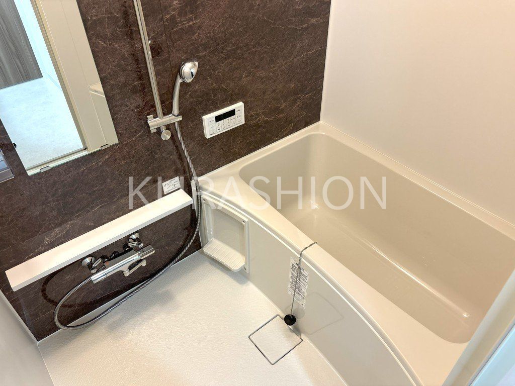 バス・シャワールーム　バス