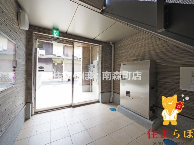 エントランス　共用部の印象も大切に