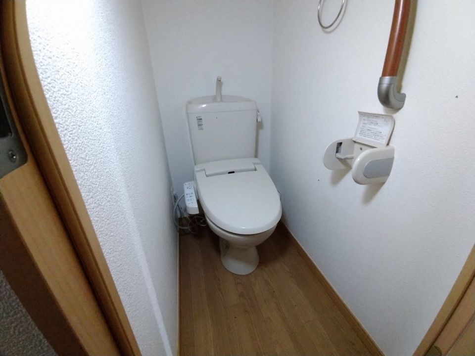 その他　温水洗浄便座設置