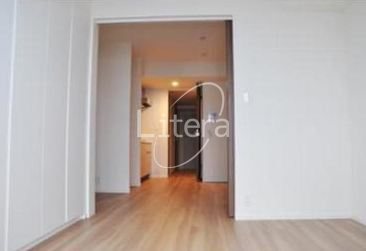 居室・リビング　反転タイプ