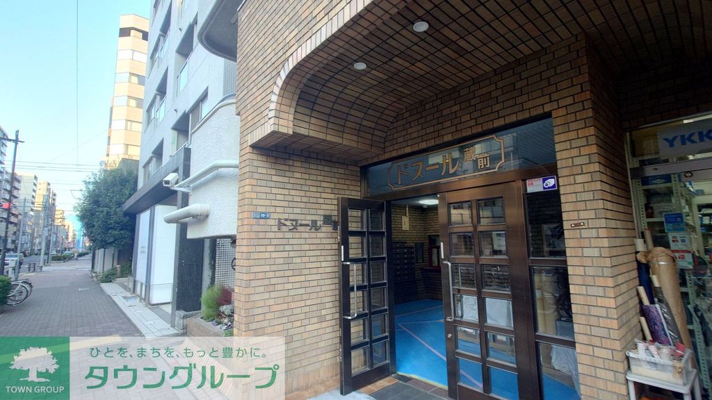 エントランス　エントランス