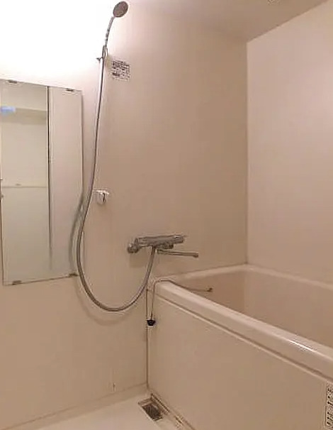 バス・シャワールーム　※別部屋参照