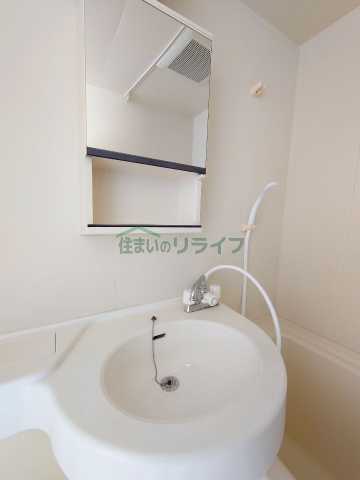 洗面設備　別間取り参考写真