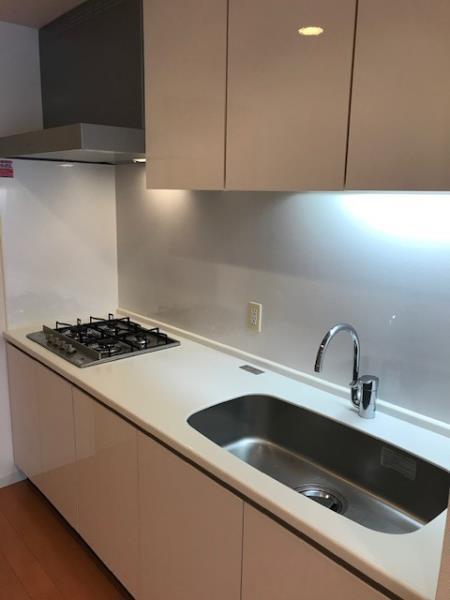 キッチン　キッチンでお料理をお楽しみください