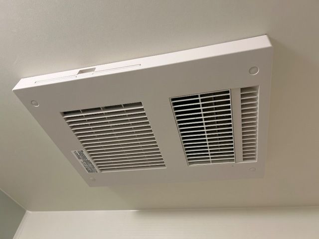 バス・シャワールーム　落ち着いた空間のお風呂です