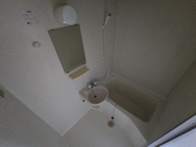 バス・シャワールーム　日々の疲れを癒すお風呂付です