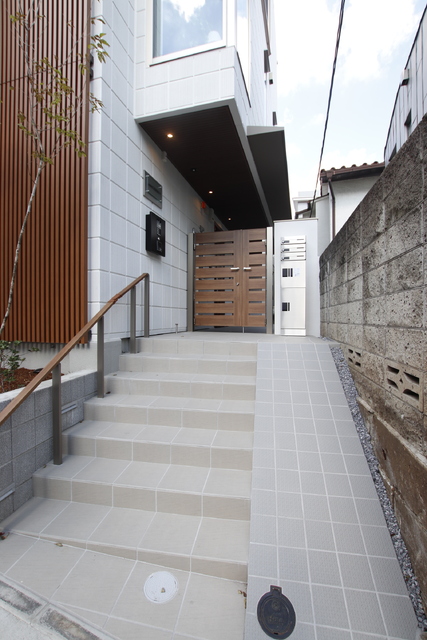 エントランス　★エントランス★