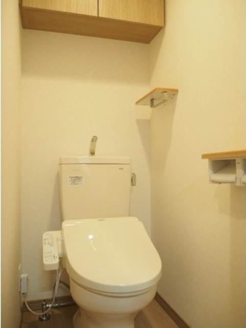 トイレ　同施工会社参考写真