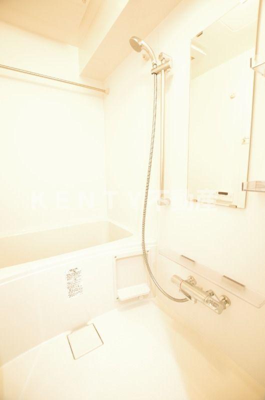 バス・シャワールーム　お風呂で日々の疲れを落としましょう