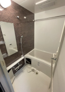 バス・シャワールーム　ポルタフォルトゥーナ