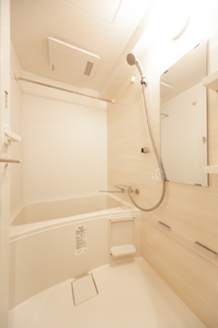 バス・シャワールーム　※写真は同タイプ住戸です。