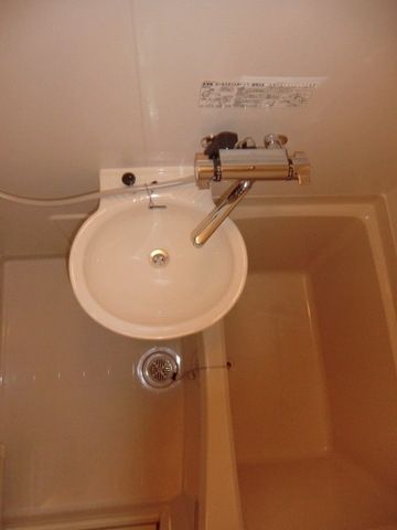 バス・シャワールーム　浴室乾燥付き