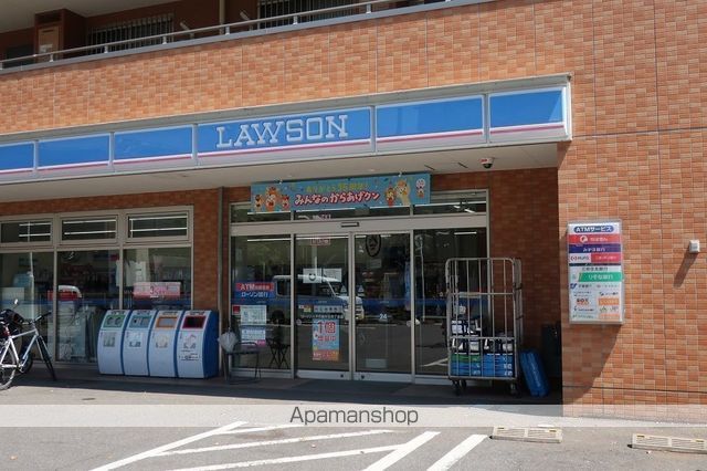 コンビニ　ローソン（コンビニ）まで632m