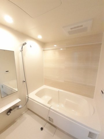 バス・シャワールーム　日々の疲れを癒すお風呂付です