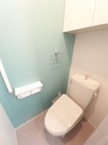 トイレ　ゆったりとした空間のトイレです