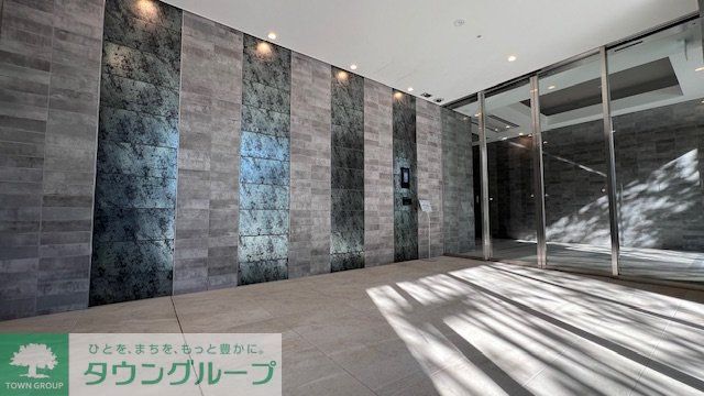 エントランス　エントランス