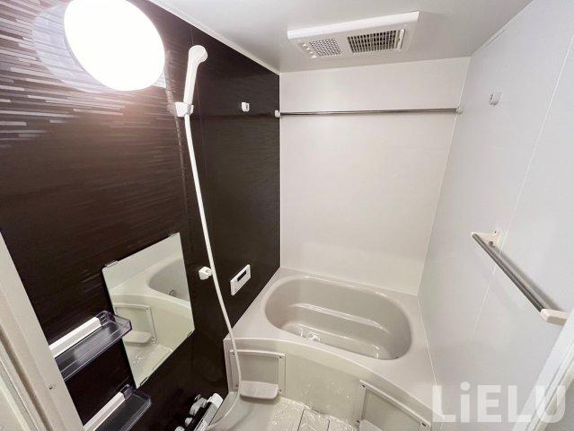 バス・シャワールーム　101号室の写真になります※現況優先