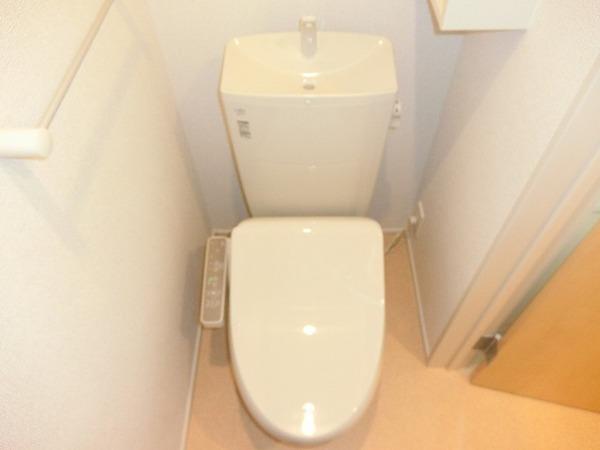 トイレ　ウォシュレット！