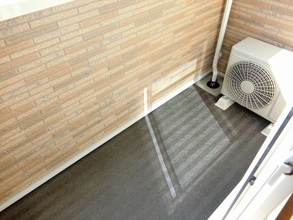 バルコニー　南向きバルコニー！