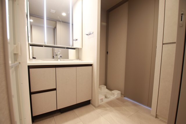 洗面設備　※別号室の参考写真です※