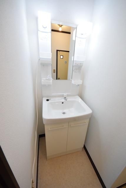 洗面設備　♪朝・晩の強い味方、独立洗面台！♪