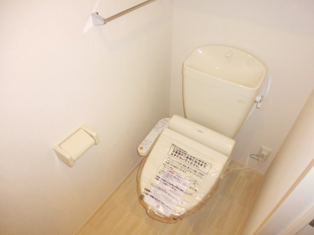 トイレ　シャワー付きトイレ