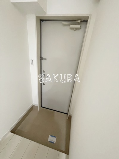 玄関　ゆったりとした玄関スペースです♪