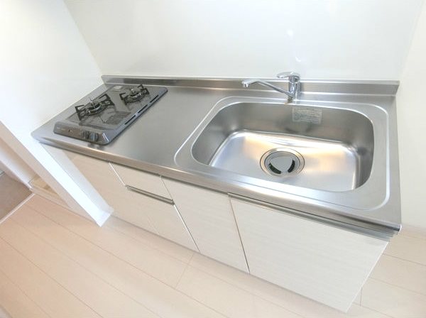 キッチン　システムキッチン（ガス2口コンロ付）