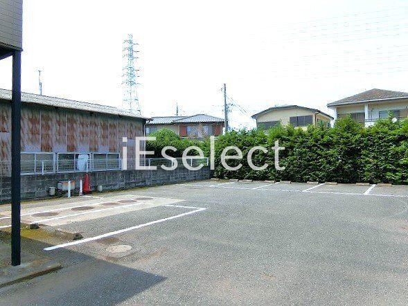 駐車場　敷地内駐車場