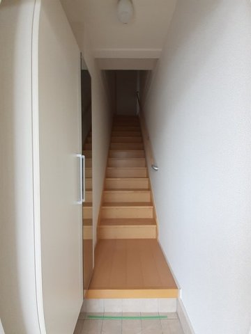 玄関　収納もある玄関です