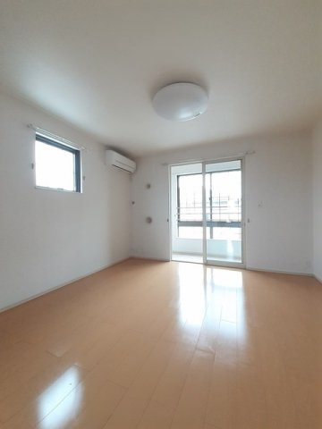 居室・リビング　ゆったり過ごせるリビングです