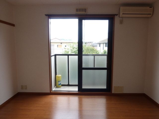 その他　★防犯シャッター付★