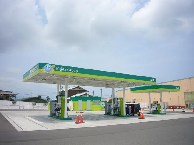 その他　ガソリンスタンド（その他）まで470m