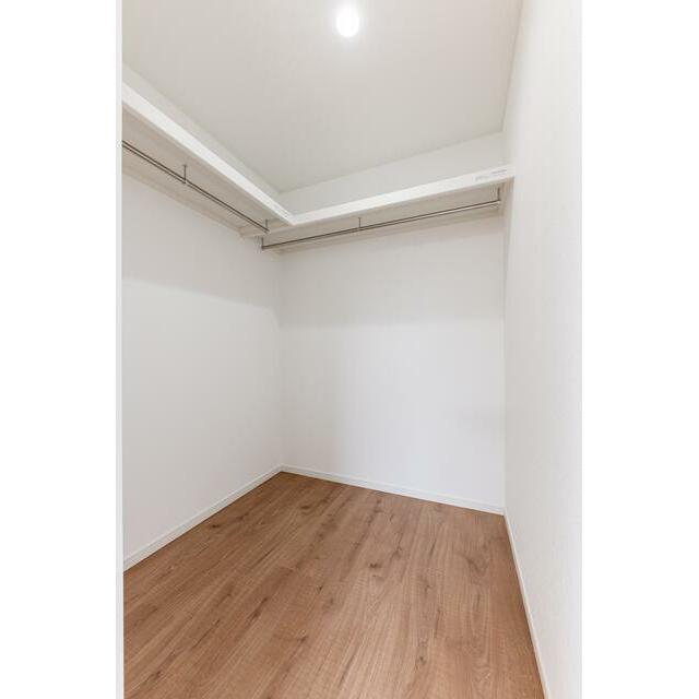 収納　ウォークインクローゼットは２部屋の備えています