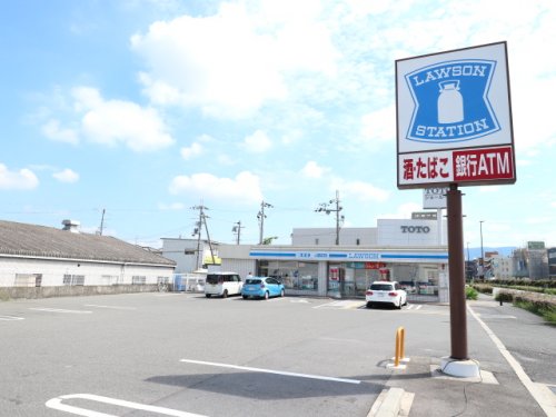 コンビニ　ローソン 奈良法華寺西店（コンビニ）まで687m