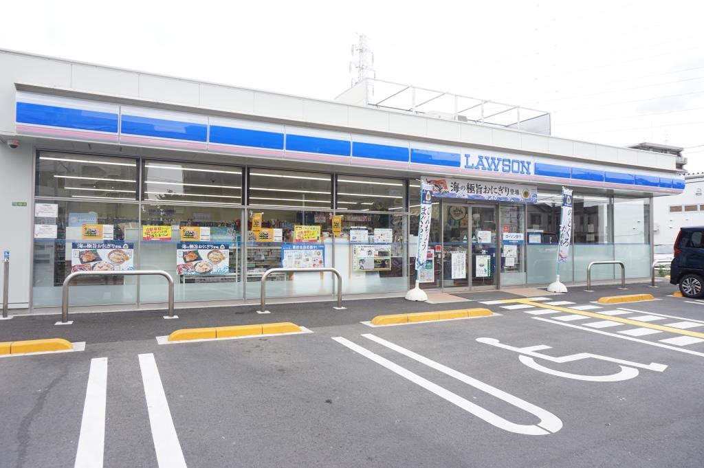 コンビニ　ローソン 足立谷在家二丁目店（コンビニ）まで204m