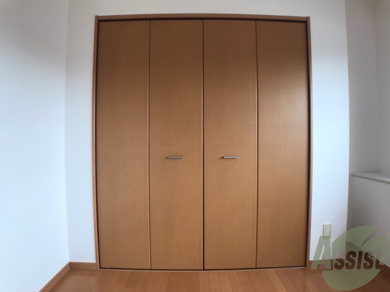 収納　収納スペースはこんな感じで大きさは十分ありますね。