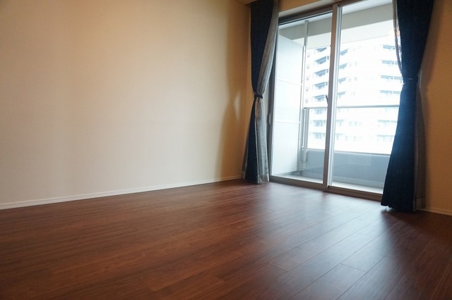 その他部屋・スペース　洋室７．５帖※前回募集時の写真です